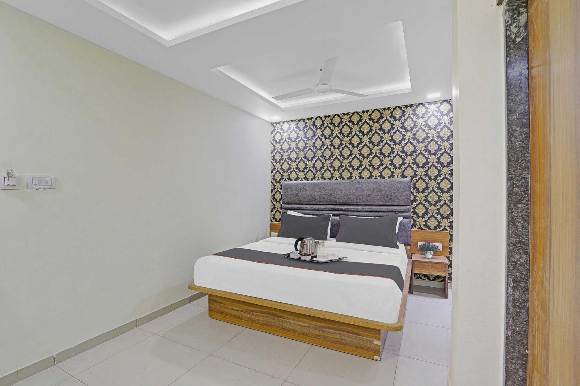 Hotel O Hill View Вадодара Екстер'єр фото