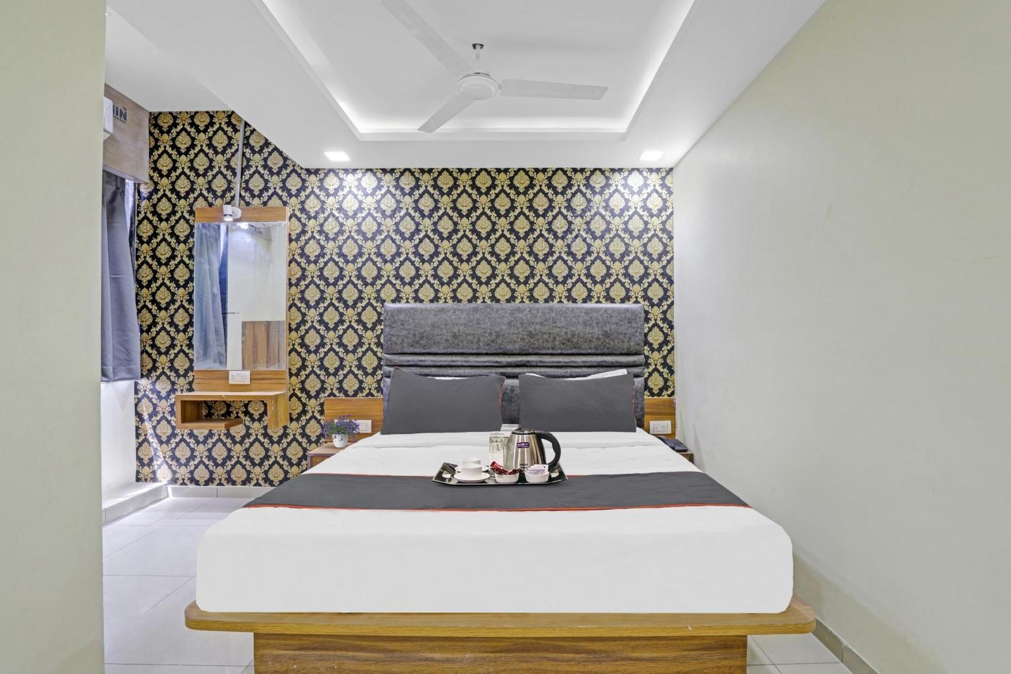 Hotel O Hill View Вадодара Екстер'єр фото